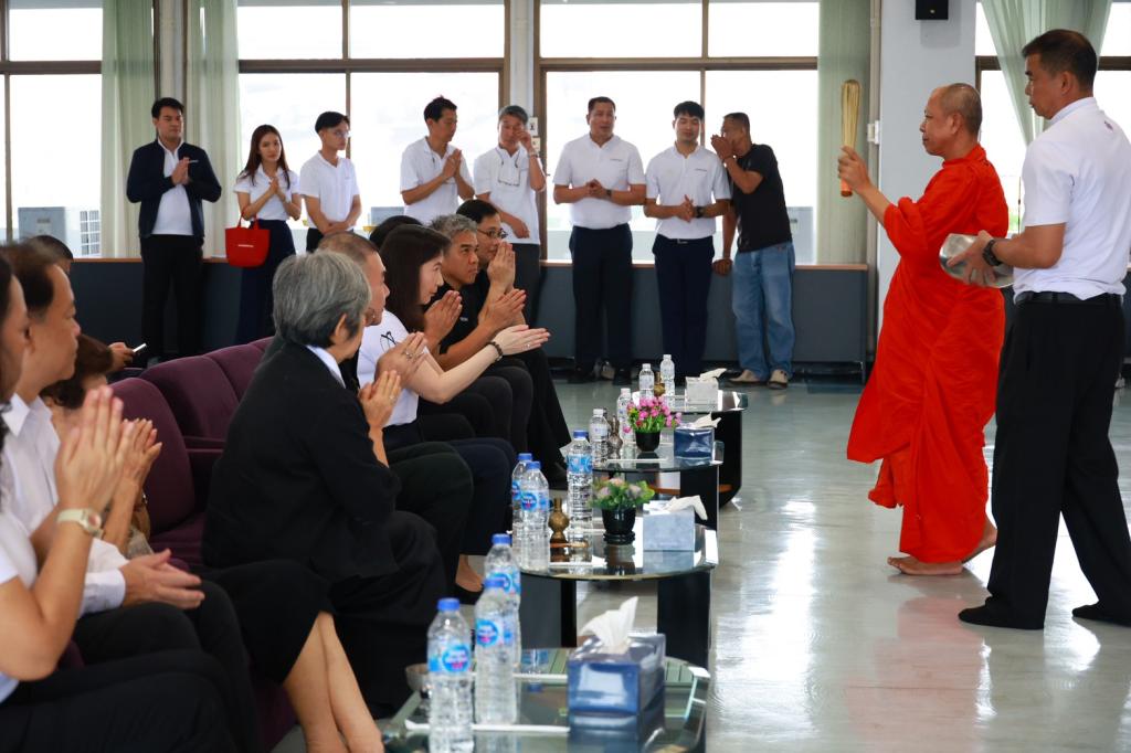 “อธิบดีณัฏฐิญา” นำทีมดีพร้อม บวงสรวงสักการะสิ่งศักดิ์สิทธิ์ ครบรอบ 84 ปี ที่ดีพร้อมได้พัฒนาอุตสาหกรรมชุมชน เป็นพลังขับเคลื่อนผู้ประกอบการฐานรากไทย