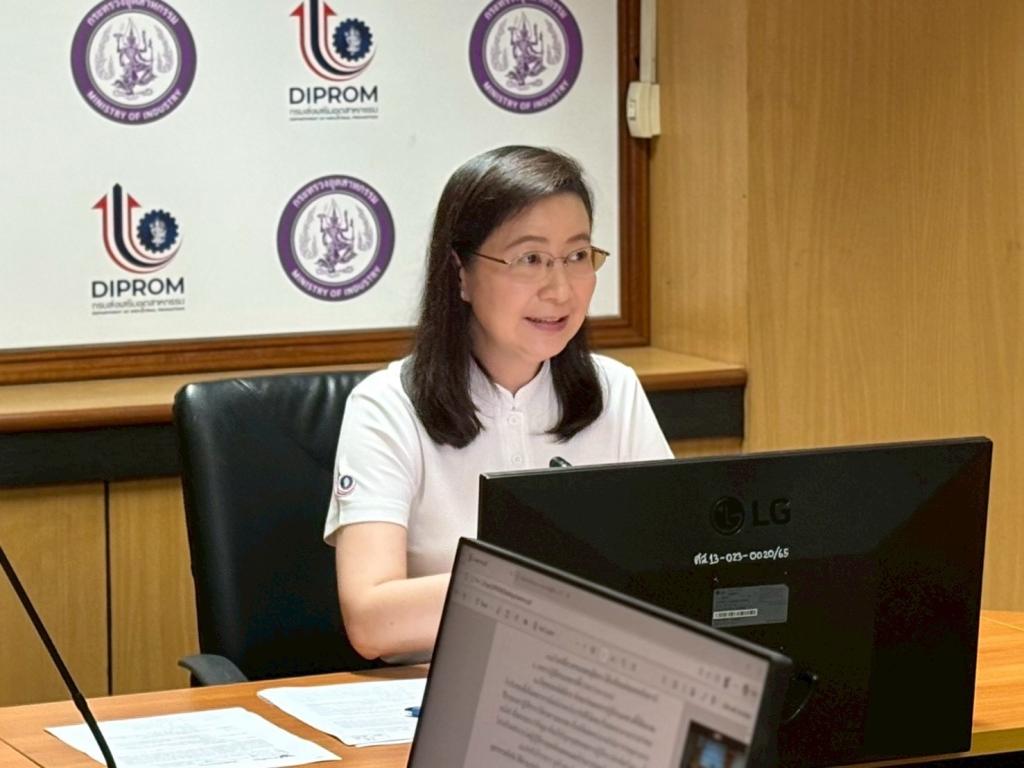 “อธิบดีณัฏฐิญา“ ขานรับนโยบายกระทรวงฯ สั่งการทีมดีพร้อม ทำทันที !!  WFH ลดการเดินทาง–ปรับรูปแบบทำงาน คุมเข้มประหยัดพลังงานในองค์กร ปิดพื้นที่แล้ว ชั้น 1, 2 และ ชั้น 6 กว่ากึ่งหนึ่งของอาคาร พร้อมดันมาตรการช่วยเหลือผู้ประกอบการอย่างเต็มสูบ