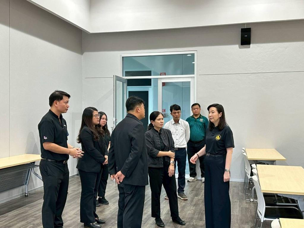 “อธิบดีณัฏฐิญา” รุก EEC สั่งลุย! ปั้นโปร EV ให้ดีพร้อม ดึง มจพ. ระยอง ติวเข้มบุคลากร สร้างทักษะแห่งอนาคต ปรับตัวตามแนวโน้มอุตสาหกรรมโลก