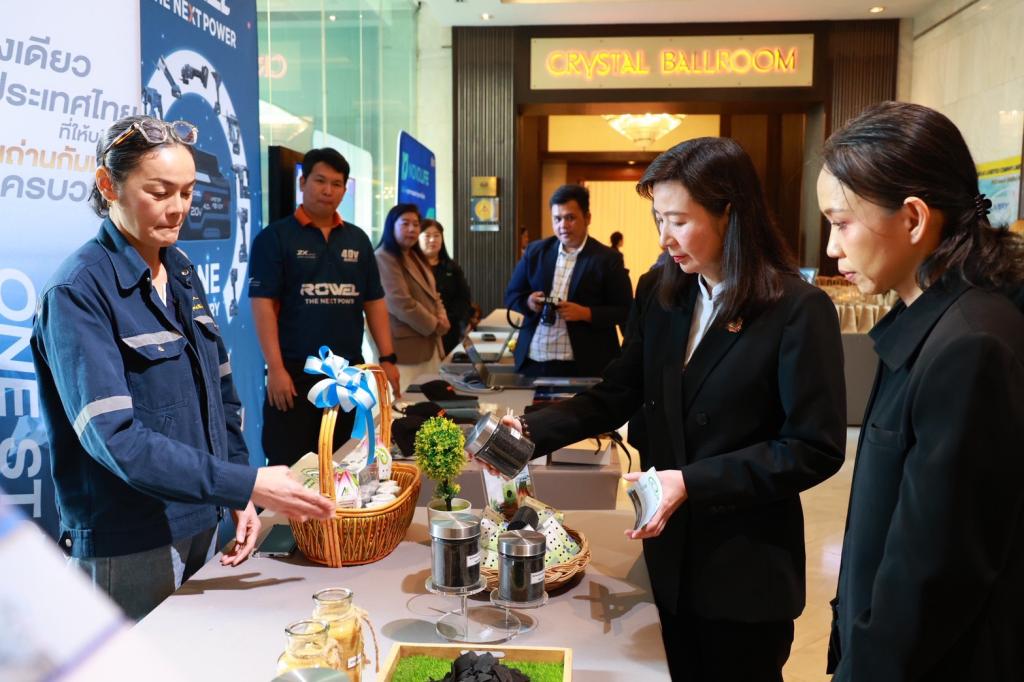 พลิกเกมธุรกิจ! “อธิบดีณัฏฐิญา” ดันเทคโนโลยี Smart & Reverse Logistics ปรับตัวก้าวข้ามวิกฤตต้นทุน สร้างจุดเปลี่ยนอุตฯ ไทยให้ดีพร้อม