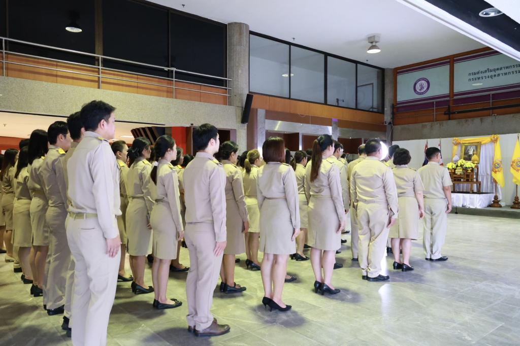 “อธิบดีณัฏฐิญา” นำคณะผู้บริหาร ข้าราชการ และพนักงานของดีพร้อม ปฏิญาณตนเป็นข้าราชการที่ดีและพลังของแผ่นดิน เนื่องในวันข้าราชการพลเรือน 1 เมษายน 2569