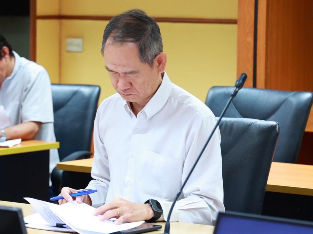 “รองอธิบดีดุสิต” นำประชุมคณะกรรมการพลังงานดีพร้อม ขับเคลื่อนมาตรการลดใช้พลังงานทั้งองค์กร