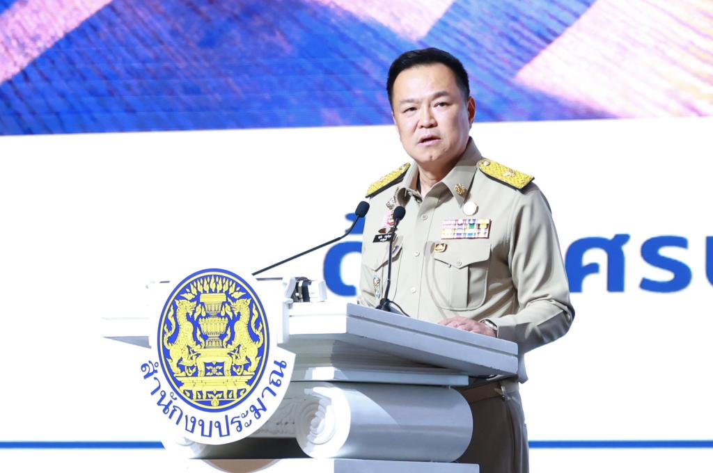 ‘วราวุธ’ นำทีมอุตสาหกรรมขานรับนโยบายงบปี 70 ชูนโยบาย 10 พลัส เร่งปรับตัวรับโลกผันผวน