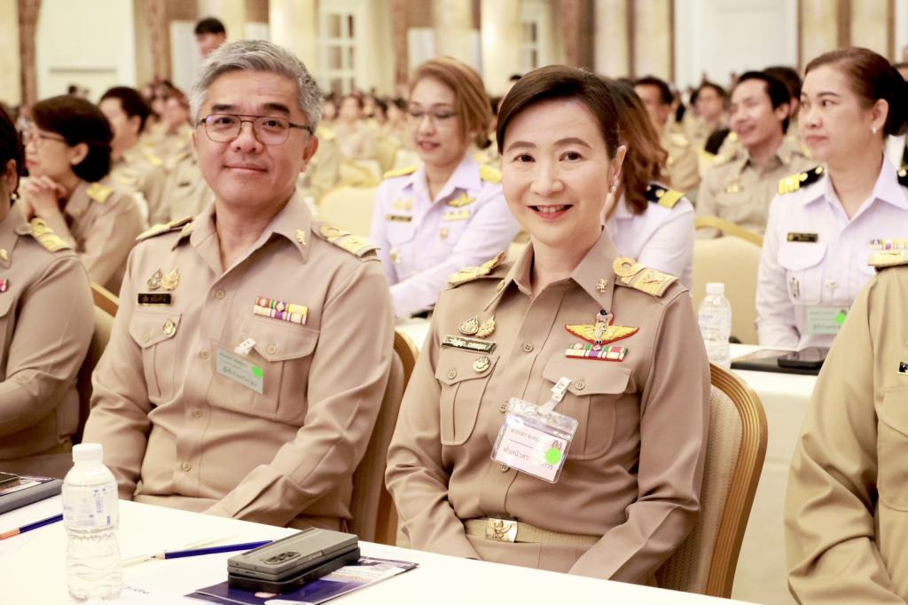 ‘วราวุธ’ นำทีมอุตสาหกรรมขานรับนโยบายงบปี 70 ชูนโยบาย 10 พลัส เร่งปรับตัวรับโลกผันผวน