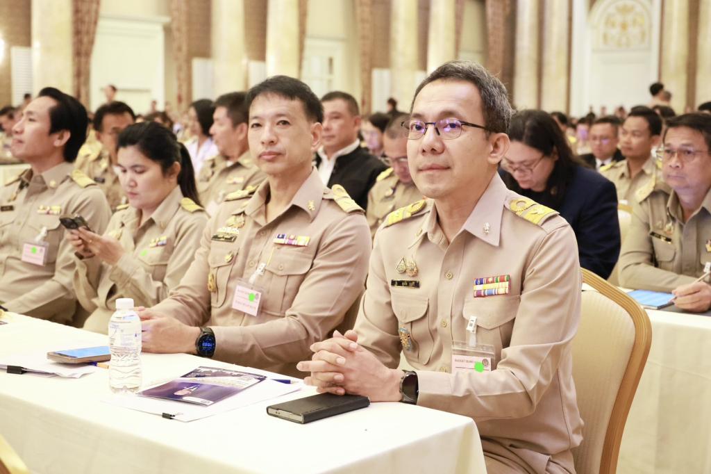 ‘วราวุธ’ นำทีมอุตสาหกรรมขานรับนโยบายงบปี 70 ชูนโยบาย 10 พลัส เร่งปรับตัวรับโลกผันผวน