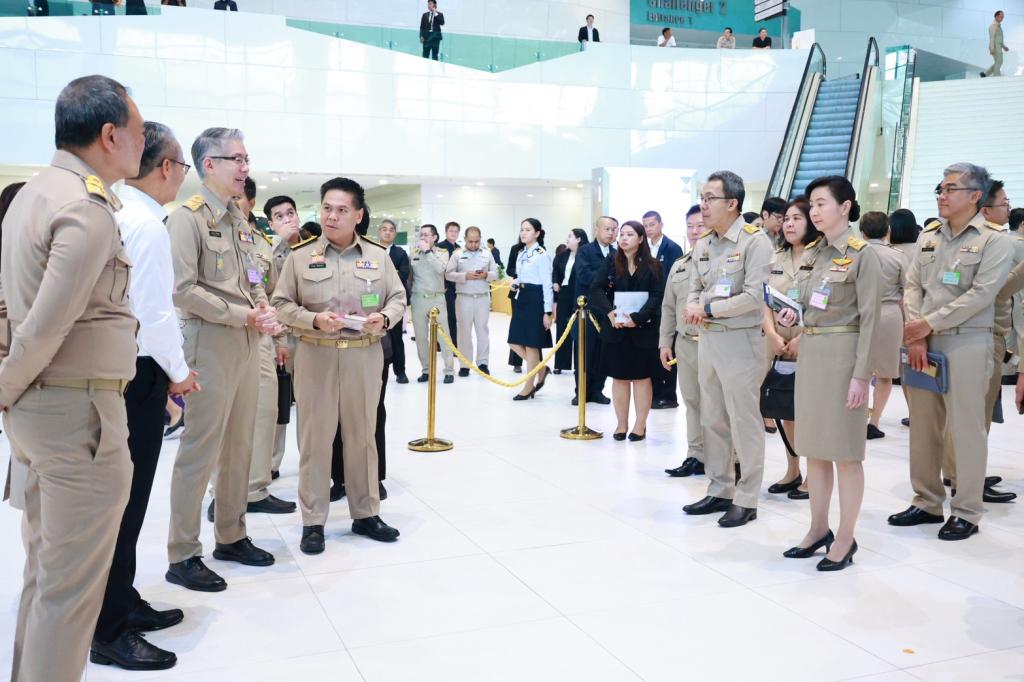 ‘วราวุธ’ นำทีมอุตสาหกรรมขานรับนโยบายงบปี 70 ชูนโยบาย 10 พลัส เร่งปรับตัวรับโลกผันผวน