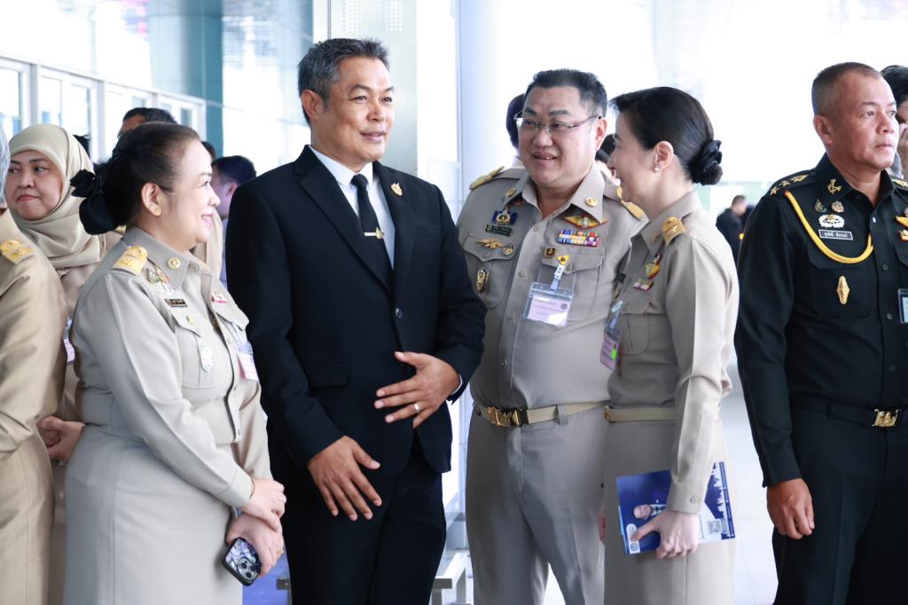 ‘วราวุธ’ นำทีมอุตสาหกรรมขานรับนโยบายงบปี 70 ชูนโยบาย 10 พลัส เร่งปรับตัวรับโลกผันผวน