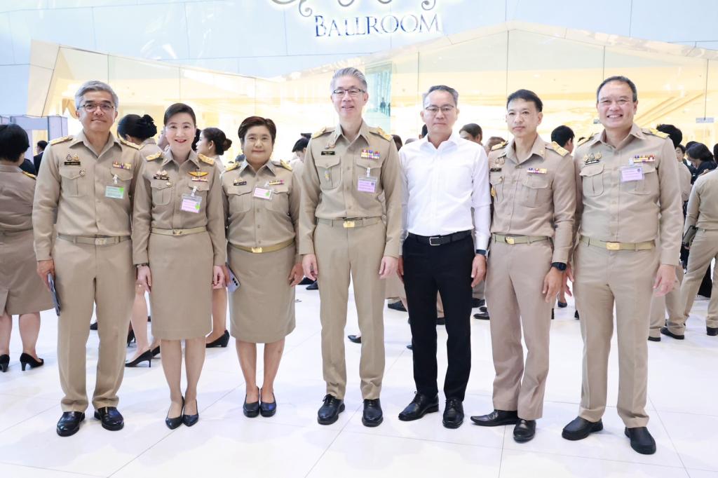 ‘วราวุธ’ นำทีมอุตสาหกรรมขานรับนโยบายงบปี 70 ชูนโยบาย 10 พลัส เร่งปรับตัวรับโลกผันผวน