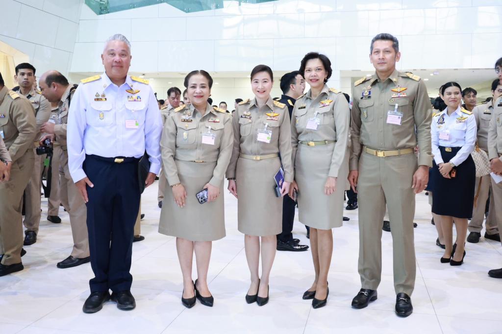 ‘วราวุธ’ นำทีมอุตสาหกรรมขานรับนโยบายงบปี 70 ชูนโยบาย 10 พลัส เร่งปรับตัวรับโลกผันผวน