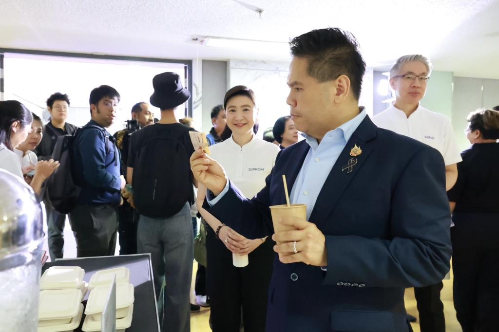 “รมว.วราวุธ” กางโรดแมป “ONE MIND” พลิกอุตสาหกรรมไทยยุคใหม่ ปั้น 4 เสาหลัก ดันเศรษฐกิจสีเขียว-ดิจิทัลเชื่อมโลก คุณภาพชีวิต ยกระดับเอสเอ็มอีสู่ Global Value Chain