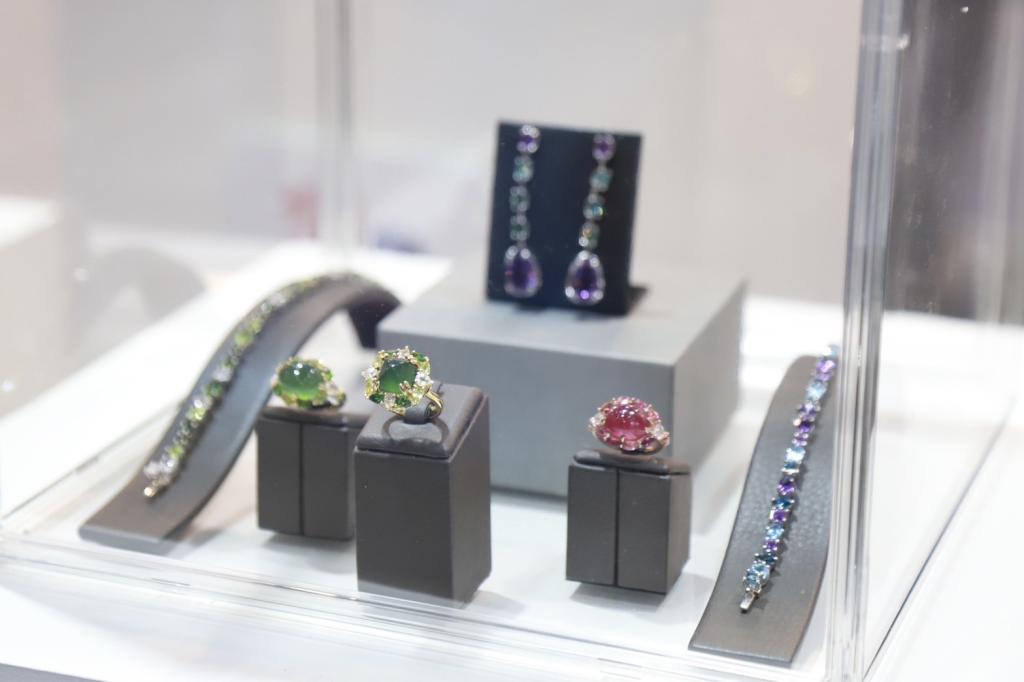 “รองอธิบดีพลาวุธฯ” ร่วมเปิดงาน JGAB 2026 ผลักดันผู้ประกอบการไทยรุ่นใหม่สู่ห่วงโซ่คุณค่าระดับสากล ปักหมุดไทยสู่ศูนย์กลางอัญมณีโลก