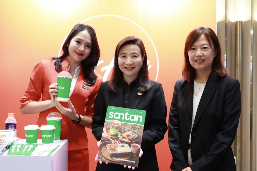 “ครัวดินสู่ฟ้า : ดีพร้อม x ไทยแอร์เอเชีย” เชื่อมครัวชุมชนสู่ประสบการณ์ความอร่อยบนเครื่อง ติดอาวุธผู้ประกอบการ ปลดล็อกมูลค่าอาหาร Local สู่ภาคการบิน พร้อมเสริมโอกาสสู่ตลาดอาหารพรีเมี่ยม