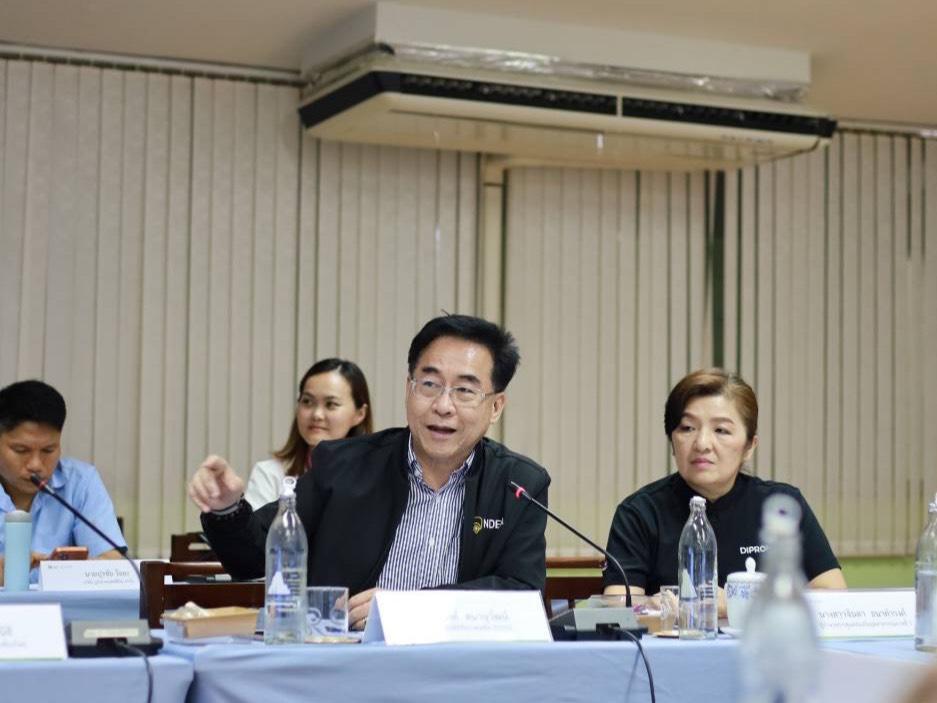 “ดีพร้อม x โตโยต้า” ผนึกกำลังดันโมเดลธุรกิจใหม่ Share Logistics ใช้รถเที่ยวกลับ ลดต้นทุนค่าขนส่ง ช่วยผู้ประกอบการไทย ฝ่าวิกฤตพลังงาน ดันภาคเหนือสู่ต้นแบบโลจิสติกส์ยั่งยืน