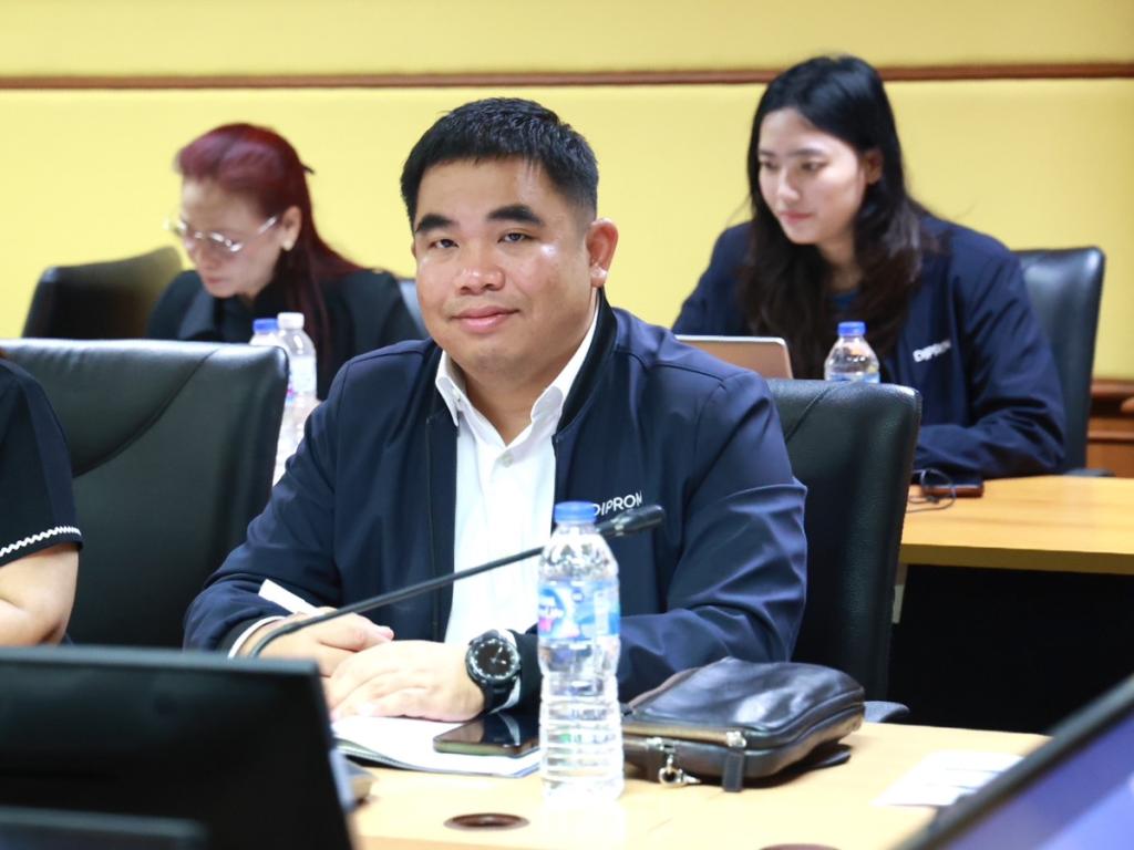 “รองอธิบดีดุสิต” นั่งหัวโต๊ะประชุม CIO เดินหน้าธรรมาภิบาลข้อมูล-AI Governance มุ่งสู่การเป็น “องค์กรอัจฉริยะ” เต็มรูปแบบ