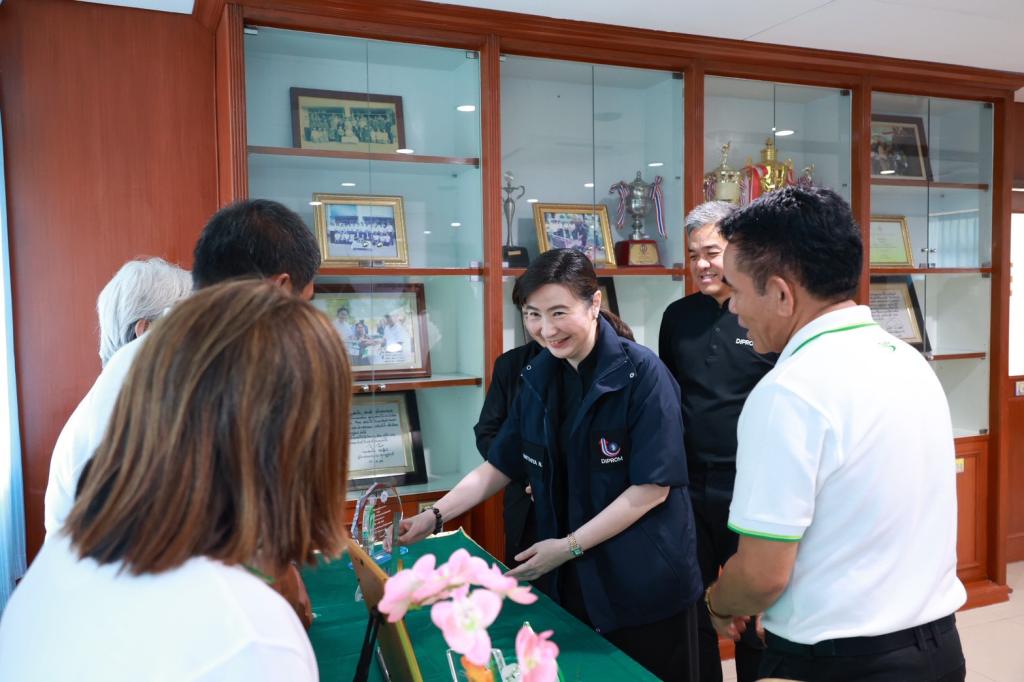 “อธิบดีณัฏฐิญา” นำทีม อก. ลงใต้ ดันอุตสาหกรรมสีเขียว เพิ่มประสิทธิภาพด้วยโลจิสติกส์ ยกระดับผู้ประกอบการ-ชุมชน สู่เศรษฐกิจยั่งยืน