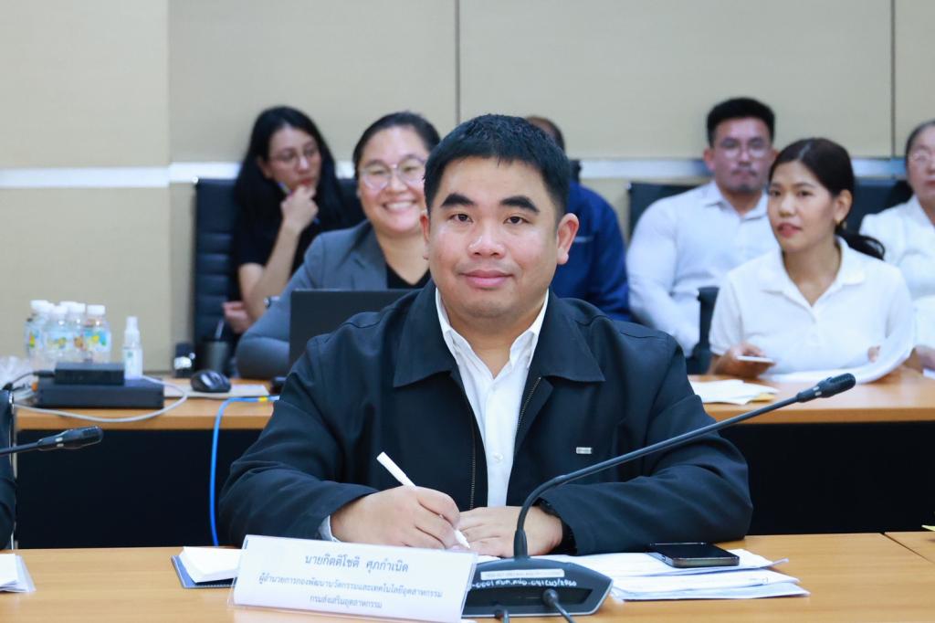 “ดีพร้อม” ร่วมหารือ “รมว.วราวุธ” ถก เครือข่ายนักธุรกิจสายกรีน-BNI  พุ่งเป้า ดัน SMEs ไทยสู่เศรษฐกิจสีเขียว