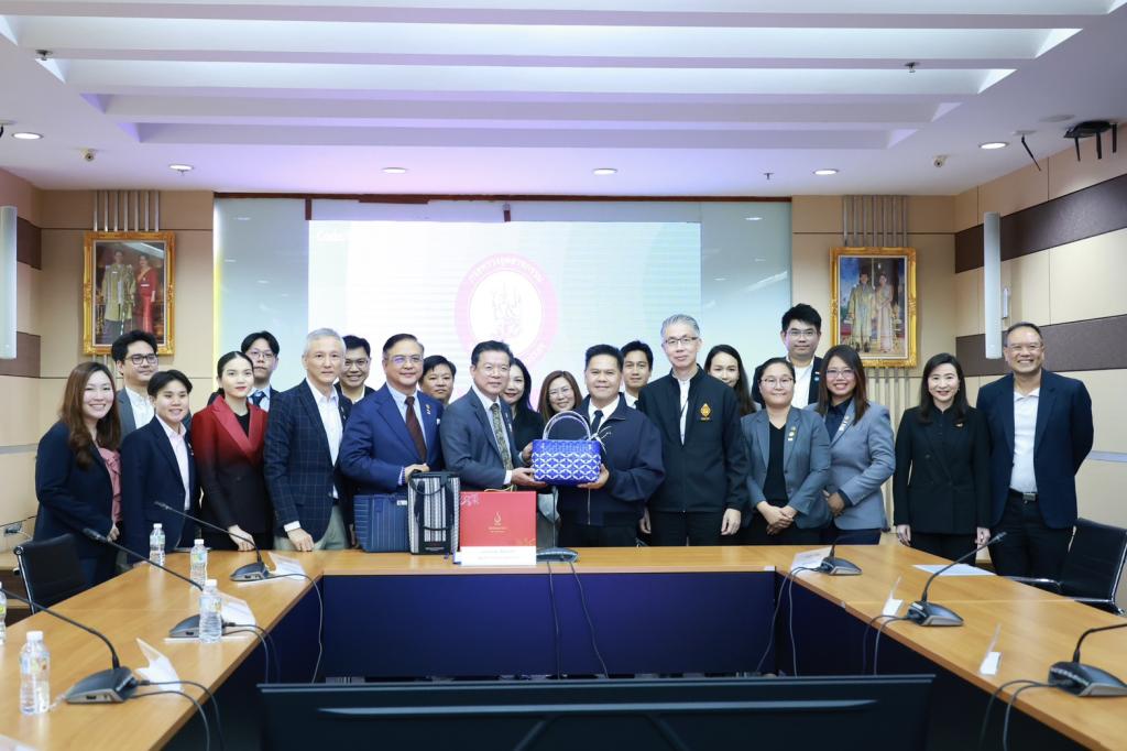 “ดีพร้อม” ร่วมหารือ “รมว.วราวุธ” ถก เครือข่ายนักธุรกิจสายกรีน-BNI  พุ่งเป้า ดัน SMEs ไทยสู่เศรษฐกิจสีเขียว