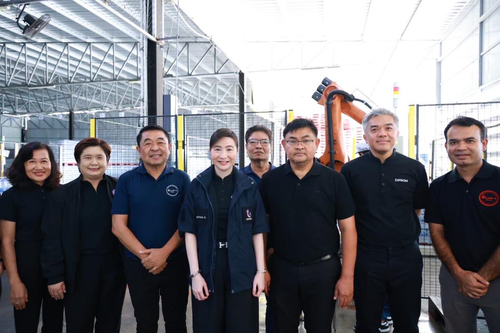 “อธิบดีณัฏฐิญา” นำทีม อก. ล่องเมืองไชยา ส่งเสริมการใช้เทคโนโลยี ดิจิทัลมาประยุกต์ใช้ เพิ่มประสิทธิภาพ ยกระดับมาตรฐานในอุตสาหกรรรมน้ำดื่ม