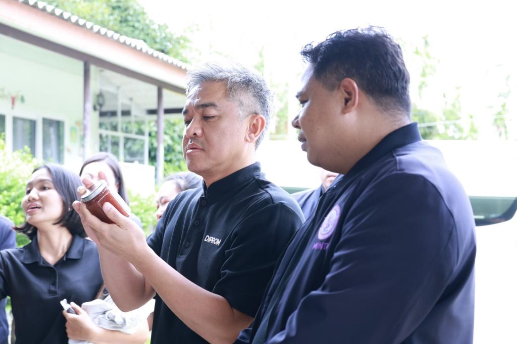 “อธิบดีณัฏฐิญา” นำทีม อก. ตะลุยชุมชนแปรรูปไม้ผลต้นน้ำตาปี ชื่นชมการเพิ่มมูลค่า สร้างรายได้ ให้เศรษฐกิจฐานรากเข้มแข็ง