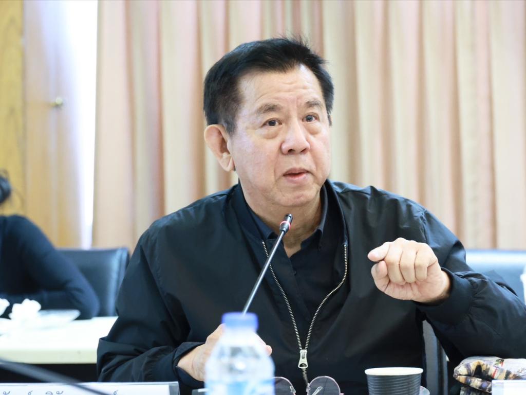 “รองอธิบดีพลาวุธ" นั่งหัวโต๊ะประชุมพิจารณาเกณฑ์คัดเลือก เตรียมแผนรับสมัคร SMEs ดีเด่น 2569 เฟ้นหาสุดยอด SMEs สายครีเอทีฟ สร้างสินค้าไทยที่แตกต่างอย่างมีคุณค่า