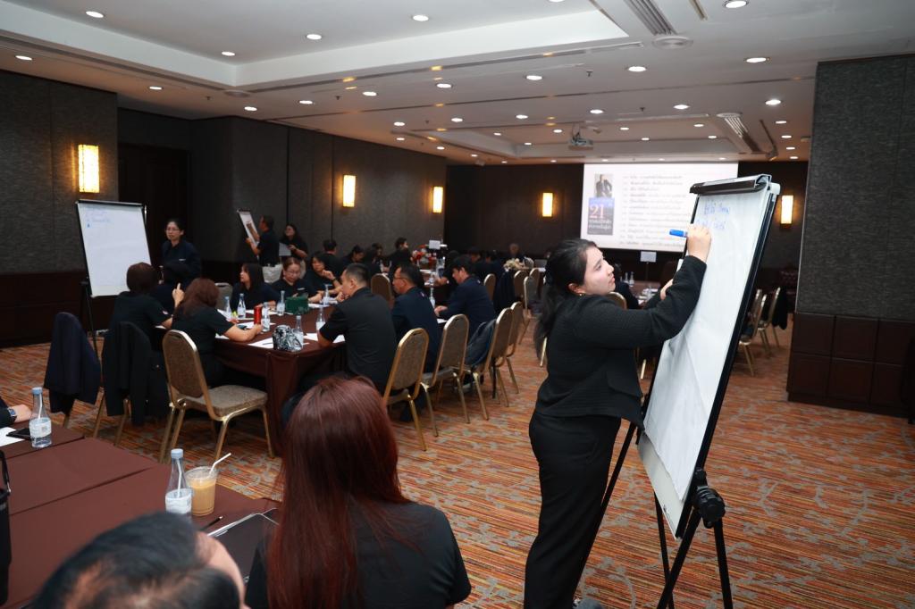 “ดีพร้อม” ปั้น “หัวหน้างานยุคใหม่” เสริม Soft Skills สร้างภาวะผู้นำ นำทีมเข้มแข็งด้วยหัวใจสู่ความสำเร็จอย่างยั่งยืน