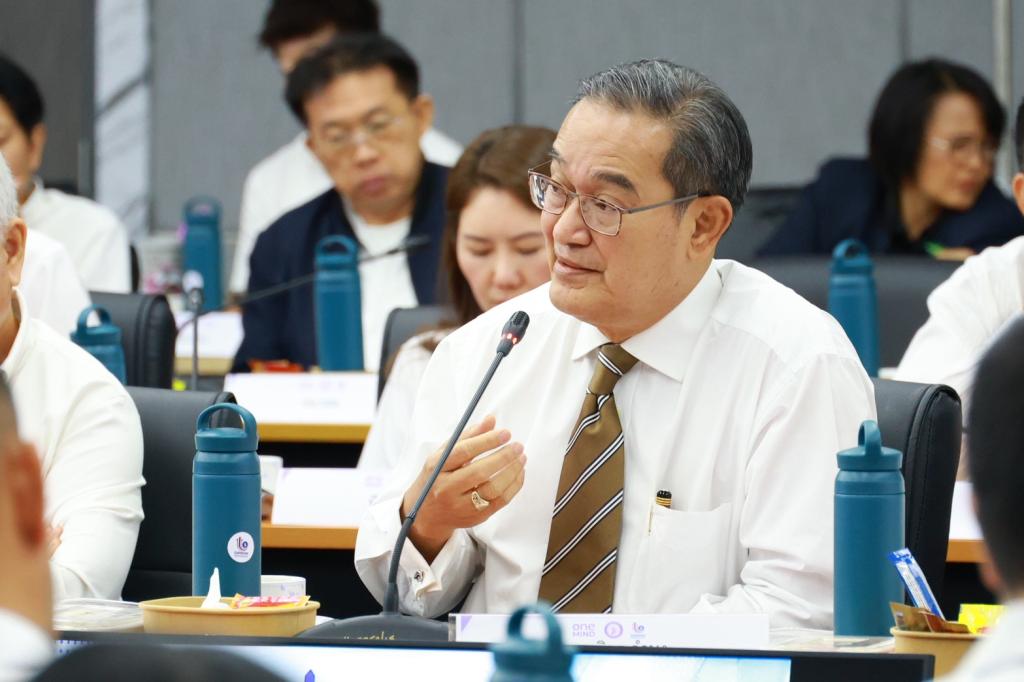 “วราวุธ” เดินเครื่อง ONE MIND สั่ง “ดีพร้อม” ปลุก SMEs–ชุมชนไทย สู่เศรษฐกิจมูลค่าสูง ชู 3 อุตสาหกรรมดาวรุ่ง “ผ้าไทย–เกษตรไบโอ–อาหารไทย” เชื่อมเทคโนโลยี ทุน และตลาด ยกระดับฐานรากเศรษฐกิจไทย