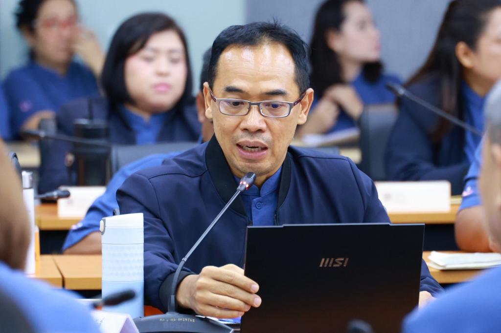 “อธิบดีณัฏฐิญา” นำทัพ “ดีพร้อม” เร่งเครื่องเบิกจ่ายครึ่งปีหลัง พร้อมประกาศเจตนารมณ์และนโยบาย “No Gift Policy” มุ่งทำงานด้วยความโปร่งใส