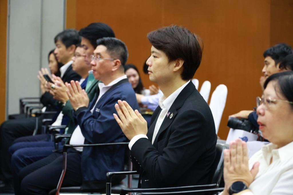 "อธิบดีณัฏฐิญา" นำทัพดีพร้อมร่วมงานครบรอบ 38 ปี กองพัฒนานวัตกรรมฯ พร้อมเดินหน้าหนุน ผปก. ด้วยเทคโนโลยีชั้นสูง
