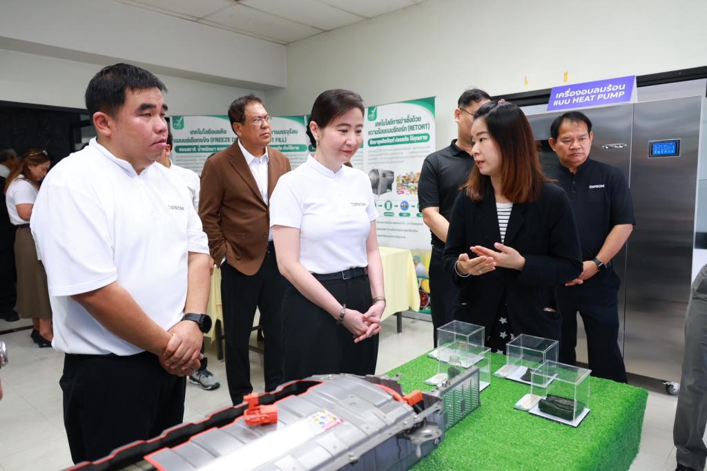 "อธิบดีณัฏฐิญา" นำทัพดีพร้อมร่วมงานครบรอบ 38 ปี กองพัฒนานวัตกรรมฯ พร้อมเดินหน้าหนุน ผปก. ด้วยเทคโนโลยีชั้นสูง