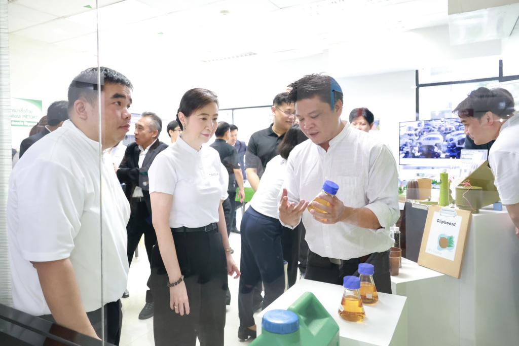 "อธิบดีณัฏฐิญา" นำทัพดีพร้อมร่วมงานครบรอบ 38 ปี กองพัฒนานวัตกรรมฯ พร้อมเดินหน้าหนุน ผปก. ด้วยเทคโนโลยีชั้นสูง