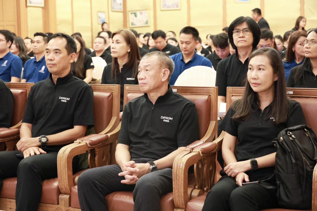 “อธิบดีณัฏฐิญา” โชว์ความสำเร็จ “ดีพร้อม คพอ.” ปั้น CEO มืออาชีพ เชื่อมโอกาสเศรษฐกิจภูมิภาคพร้อมชูผู้นำธุรกิจต้องปรับตัว รับมือโลกที่เปลี่ยนเร็ว