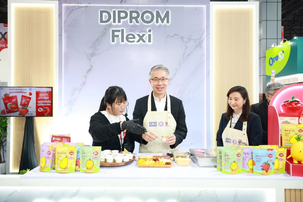 “ปลัดณัฐพล” นำทีม อุตฯ เยี่ยมชมบูธ "ดีพร้อม" ในงาน THAIFEX – ANUGA ASIA 2026 ภายใต้แนวคิด "WHAT'S NEXT IN F&B" เปิดประสบการณ์ สร้างโอกาส เสริมแกร่งธุรกิจและนวัตกรรมอาหาร ยกระดับ ผปก. ไทยสู่ตลาดระดับสากล