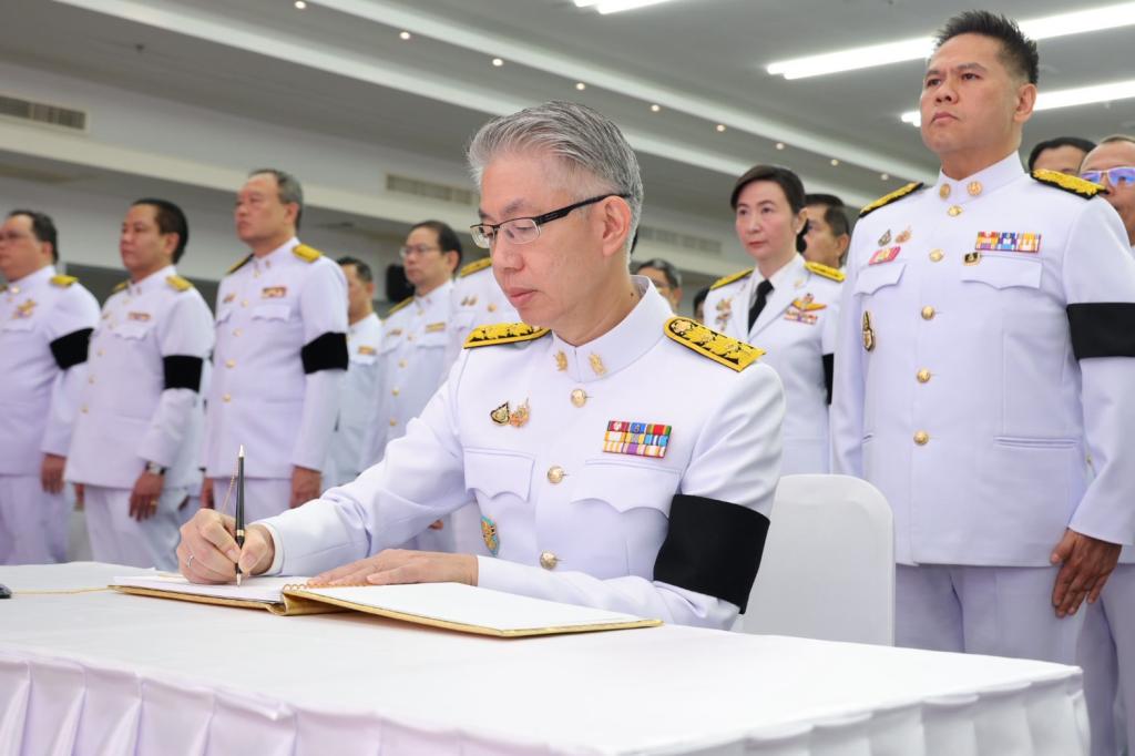 กรมส่งเสริมอุตสาหกรรม เข้าร่วมพิธีถวายพระพรชัยมงคล สมเด็จพระนางเจ้าฯ พระบรมราชินี เนื่องในโอกาสมหามงคลวันเฉลิมพระชนมพรรษา 4 รอบ 3 มิถุนายน 2569