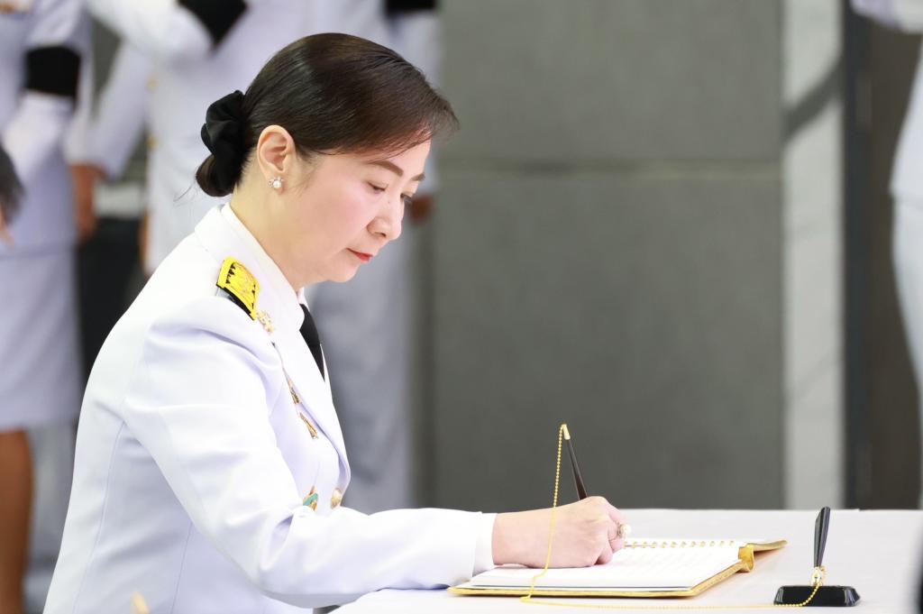 กรมส่งเสริมอุตสาหกรรม เข้าร่วมพิธีถวายพระพรชัยมงคล สมเด็จพระนางเจ้าฯ พระบรมราชินี เนื่องในโอกาสมหามงคลวันเฉลิมพระชนมพรรษา 4 รอบ 3 มิถุนายน 2569
