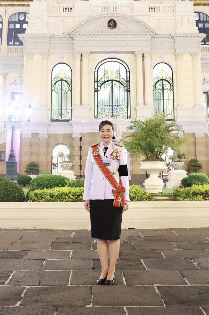 อธิบดีณัฏฐิญา เฝ้ารับเสด็จ ในหลวง - พระราชินี เสด็จ ฯ พระราชพิธีมหามงคลเฉลิมพระชนมพรรษา 4 รอบ สมเด็จพระนางเจ้า ฯ พระบรมราชินี 3 มิถุนายน 2569