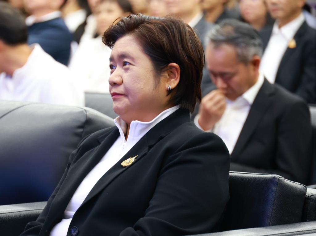 กระทรวงอุตฯ เดินเกมรุก “ONE MIND” สั่งการ “ดีพร้อม” ผนึก “สสว.” คิกออฟ ‘Rebuild SMEs’ เร่งฟื้นฟูและเสริมแกร่ง พร้อมยกระดับศักยภาพ SMEs ไทย กว่า 800 กิจการ สู่เศรษฐกิจยุคใหม่ คาดสร้างมูลค่าเศรษฐกิจกว่า 840 ล้านบาท
