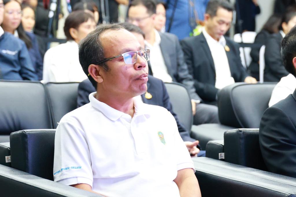 กระทรวงอุตฯ เดินเกมรุก “ONE MIND” สั่งการ “ดีพร้อม” ผนึก “สสว.” คิกออฟ ‘Rebuild SMEs’ เร่งฟื้นฟูและเสริมแกร่ง พร้อมยกระดับศักยภาพ SMEs ไทย กว่า 800 กิจการ สู่เศรษฐกิจยุคใหม่ คาดสร้างมูลค่าเศรษฐกิจกว่า 840 ล้านบาท