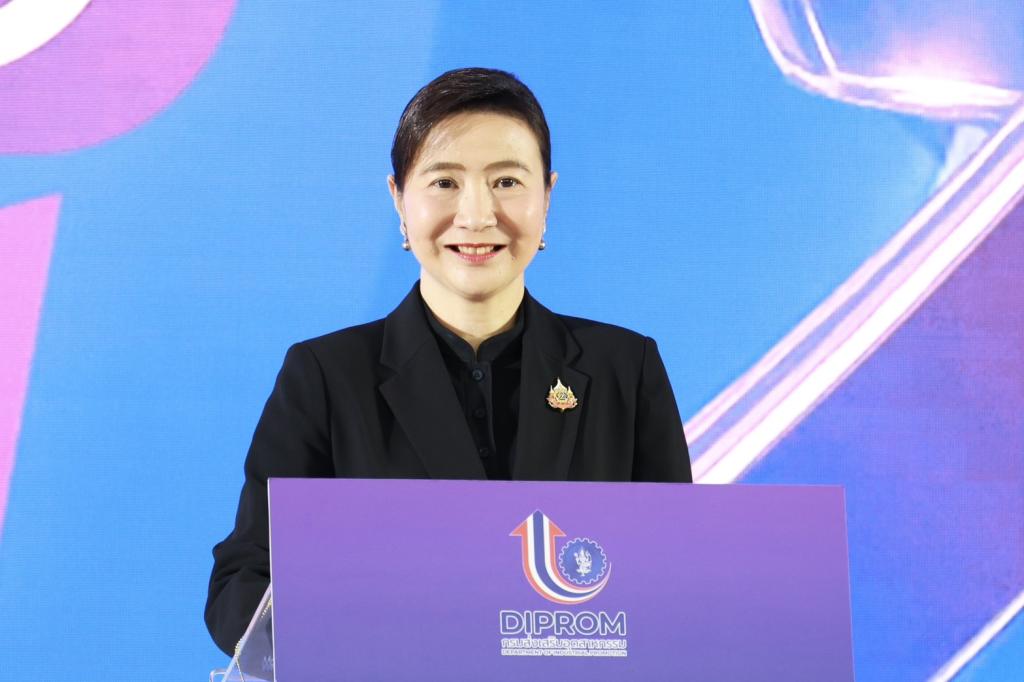 กระทรวงอุตฯ เดินเกมรุก “ONE MIND” สั่งการ “ดีพร้อม” ผนึก “สสว.” คิกออฟ ‘Rebuild SMEs’ เร่งฟื้นฟูและเสริมแกร่ง พร้อมยกระดับศักยภาพ SMEs ไทย กว่า 800 กิจการ สู่เศรษฐกิจยุคใหม่ คาดสร้างมูลค่าเศรษฐกิจกว่า 840 ล้านบาท