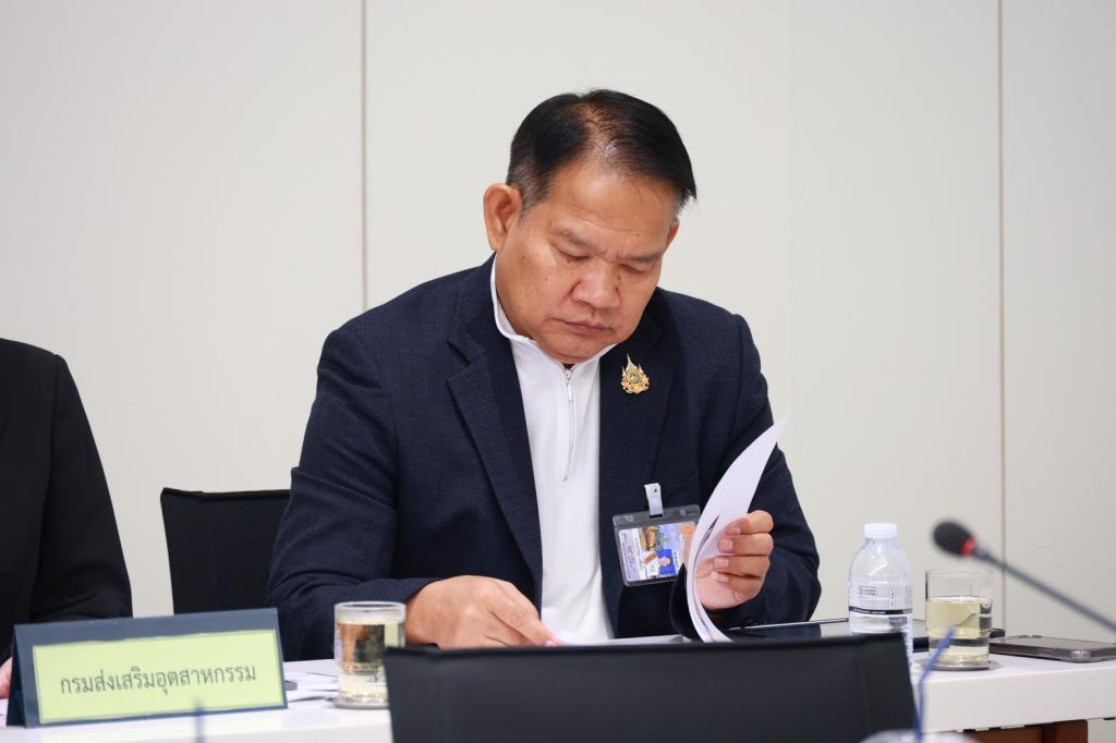 “ดีพร้อม” ร่วมหารือ "กมธ.อุตสาหกรรม" เดินหน้ายกระดับ SMEs ไทย ให้ FLEXi พร้อมรับมือการเปลี่ยนแปลงและเศรษฐกิจโลกผันผวน