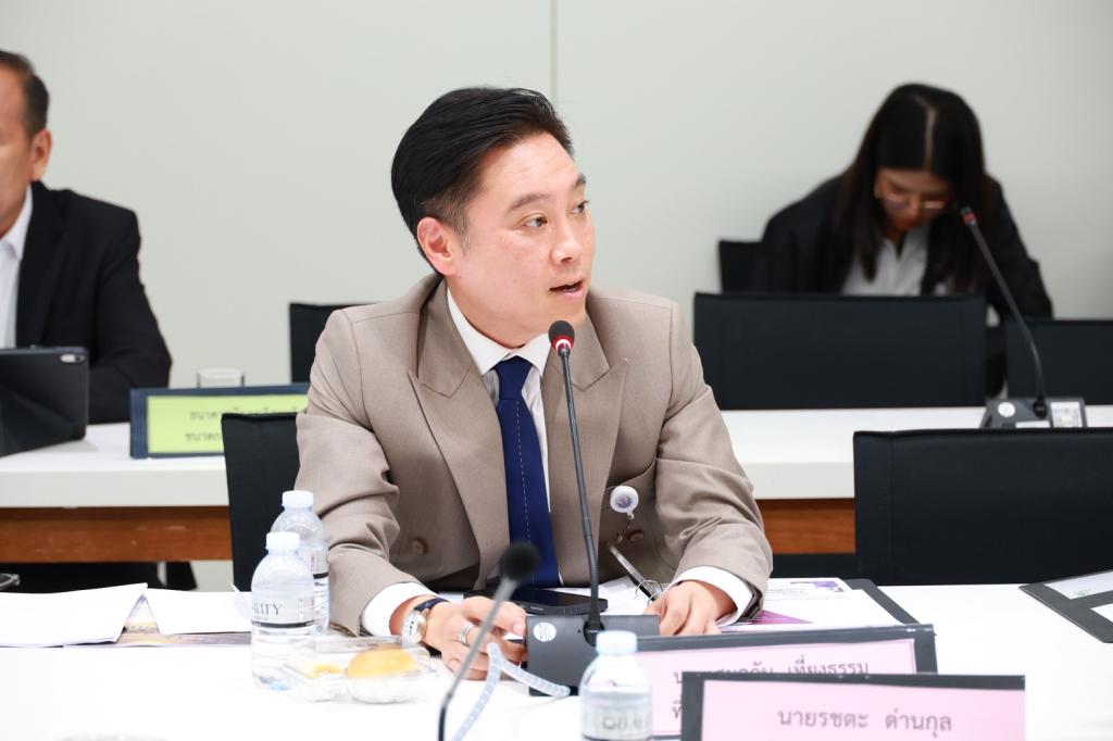 “ดีพร้อม” ร่วมหารือ "กมธ.อุตสาหกรรม" เดินหน้ายกระดับ SMEs ไทย ให้ FLEXi พร้อมรับมือการเปลี่ยนแปลงและเศรษฐกิจโลกผันผวน