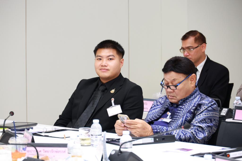 “ดีพร้อม” ร่วมหารือ "กมธ.อุตสาหกรรม" เดินหน้ายกระดับ SMEs ไทย ให้ FLEXi พร้อมรับมือการเปลี่ยนแปลงและเศรษฐกิจโลกผันผวน