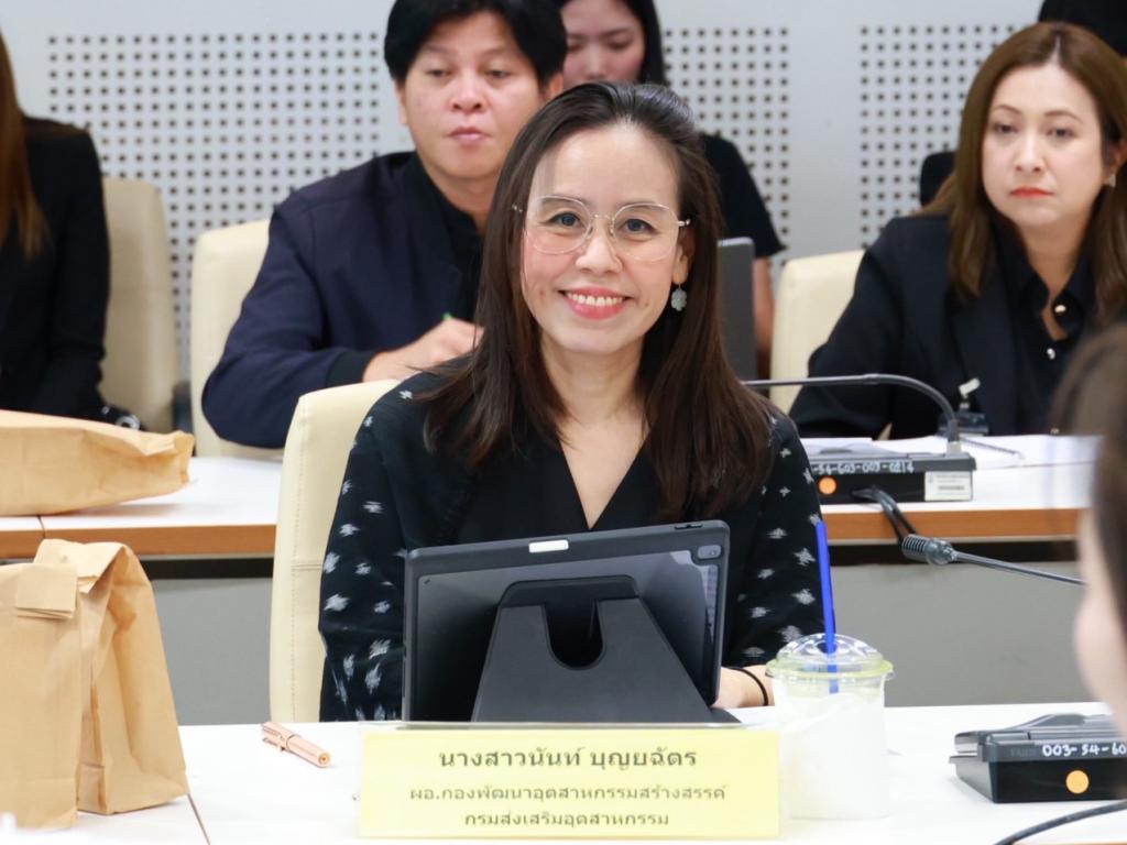 “รองอธิบดีพลาวุธ” นำทีมดีพร้อม หารือร่วม กรมธุรกิจพลังงาน ทบทวนสัดส่วนผสมไบโอดีเซล B100 ดันกลไกการทำงานภาครัฐเพิ่มประสิทธิภาพการผลิต ลดต้นทุน ยกระดับคุณภาพวัตถุดิบ พร้อมรับอนาคตพลังงานใหม่