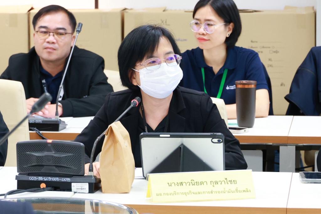 “รองอธิบดีพลาวุธ” นำทีมดีพร้อม หารือร่วม กรมธุรกิจพลังงาน ทบทวนสัดส่วนผสมไบโอดีเซล B100 ดันกลไกการทำงานภาครัฐเพิ่มประสิทธิภาพการผลิต ลดต้นทุน ยกระดับคุณภาพวัตถุดิบ พร้อมรับอนาคตพลังงานใหม่