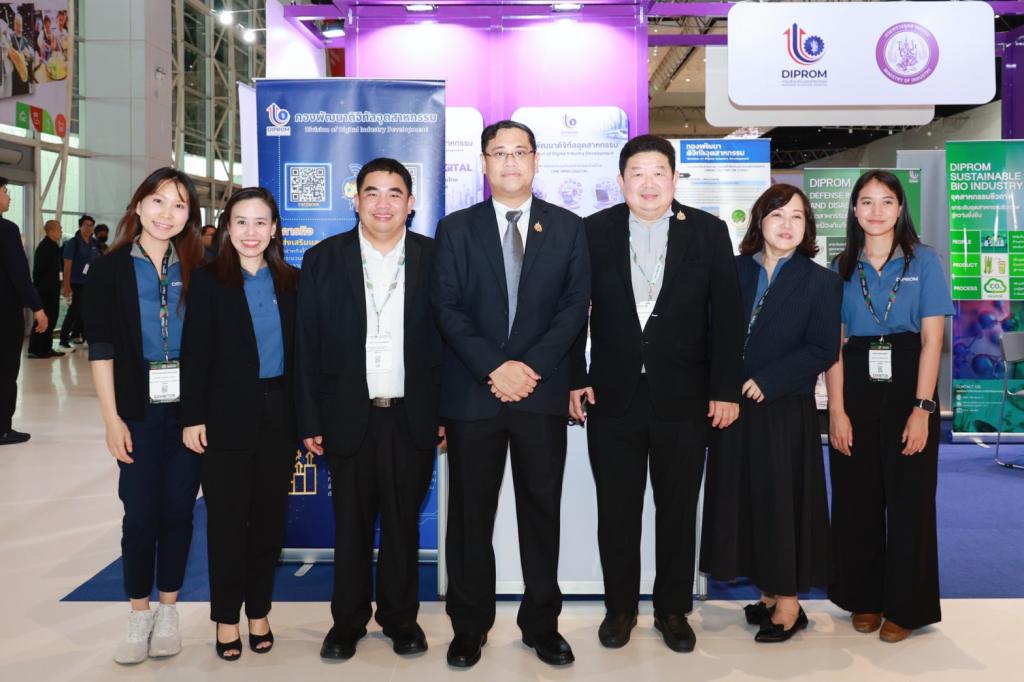 “ดีพร้อม” หนุน SMEs ไทย สร้างแต้มต่อใหม่ผ่านบรรจุภัณฑ์รักษ์โลก รับเทรนด์เศรษฐกิจ BCG พร้อมเฟ้นหานักออกแบบรุ่นใหม่ “Green Pack Challenge 2026” “ปลุก” แพคเกจจิ้งดีไซน์ล้ำ “ปรับ” สินค้าไทยใช้วัสดุรักษ์โลก