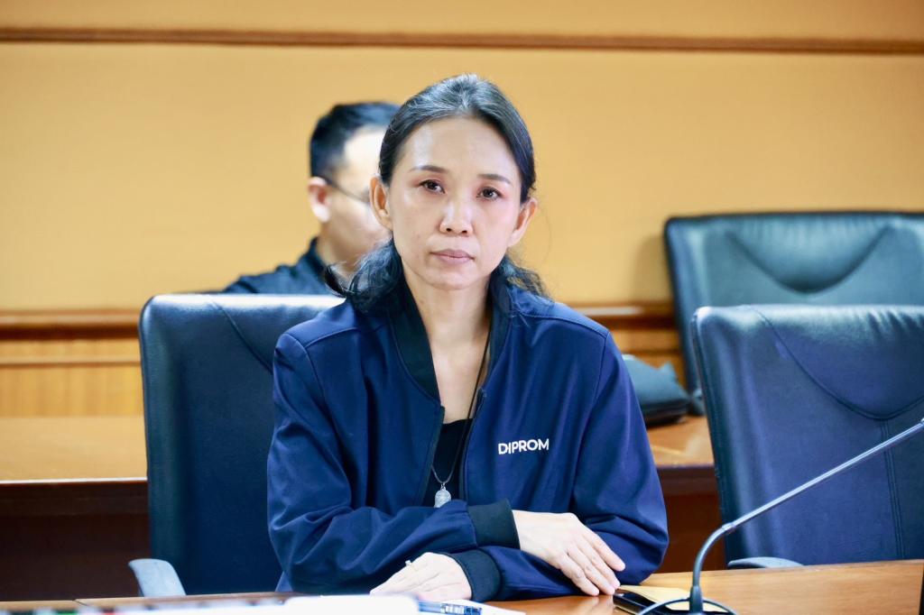 “รองพลาวุธ” ประชุมหน่วยงานสังกัดดีพร้อม เดินหน้าปรับแผนงบปี 70 พร้อมกำชับ ทบทวนโครงการตามแนวทางของสำนักงบประมาณ