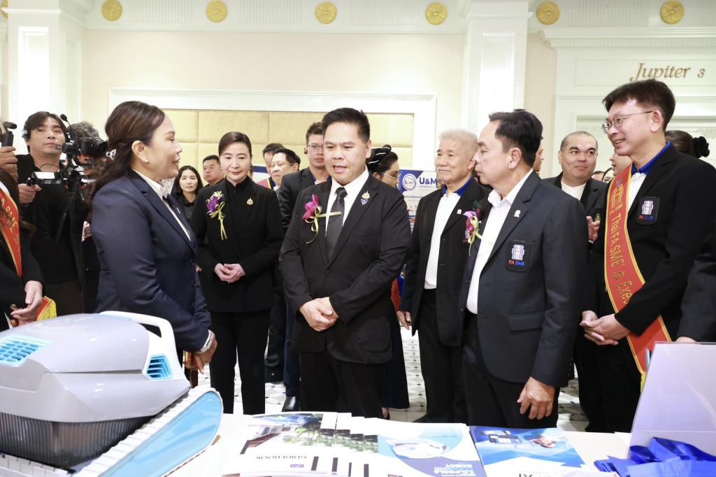 “วราวุธ” ปลุกพลัง SME ไทย งาน 45 ปี ดีพร้อม คพอ. ชู 3 นโยบายหลัก “เพิ่มความรู้-สร้างมาตรฐาน-เปิดทางสู่แหล่งทุน” สู้กติกาโลกใหม่
