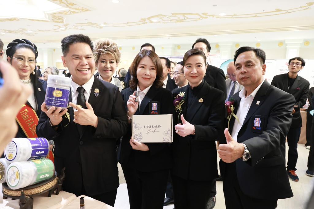 “วราวุธ” ปลุกพลัง SME ไทย งาน 45 ปี ดีพร้อม คพอ. ชู 3 นโยบายหลัก “เพิ่มความรู้-สร้างมาตรฐาน-เปิดทางสู่แหล่งทุน” สู้กติกาโลกใหม่