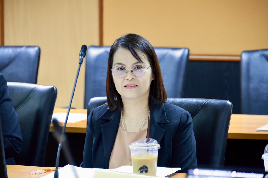 “รองอธิบดีพลาวุธ” หารือผู้ทรงคุณวุฒิ พิจารณารายชื่อผู้สมัครที่ปรึกษาอุตสาหกรรม ‘ดีพร้อม’ ปี 69 ก่อนนับถอยหลังสู่รอบไฟนอล มุ่งสร้างความเชื่อมั่นและยกระดับมาตรฐานการให้บริการที่ปรึกษาอุตสาหกรรมสู่ระดับสากล
