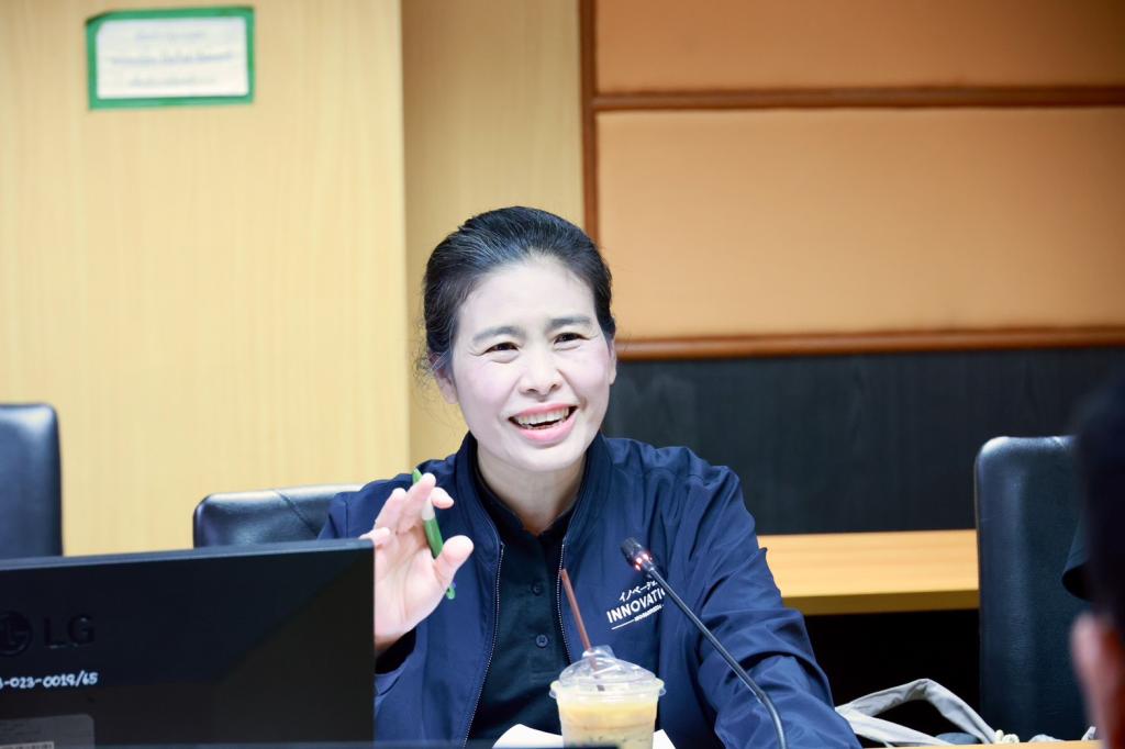 “รองอธิบดีพลาวุธ” หารือผู้ทรงคุณวุฒิ พิจารณารายชื่อผู้สมัครที่ปรึกษาอุตสาหกรรม ‘ดีพร้อม’ ปี 69 ก่อนนับถอยหลังสู่รอบไฟนอล มุ่งสร้างความเชื่อมั่นและยกระดับมาตรฐานการให้บริการที่ปรึกษาอุตสาหกรรมสู่ระดับสากล