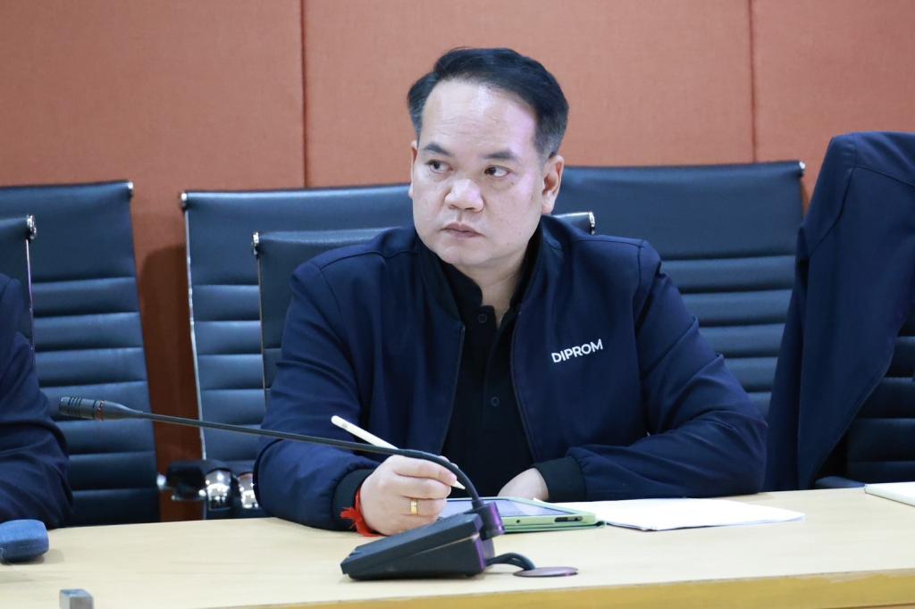 “ปลัดณัฐพล” นำทีมพร้อมด้วย "อธิบดีณัฏฐิญา" ถกเกณฑ์คัดเลือก “อุตสาหกรรมยอดเยี่ยม 2569 เตรียมแผนดำเนินงาน เฟ้นหาสุดยอดสถานประกอบการต้นแบบที่พร้อมปรับตัวและเติบโตอย่างยั่งยืน